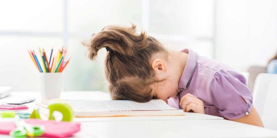 Ders Çalışma Baskısı Çocukları Depresyona mı Sürüklüyor