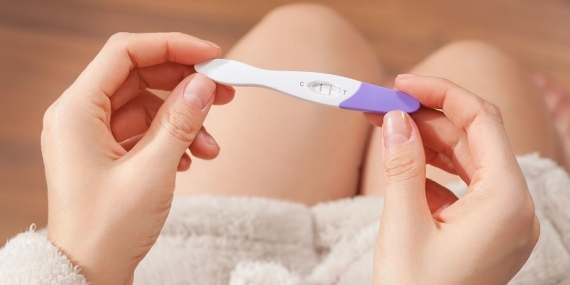 Gebelik Testinde Koyu veya Soluk İki Çizgi Görülmesi Gebeliğin Göstergesi midir?